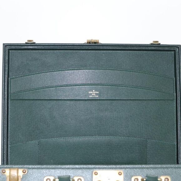 Louis Vuitton Malle Green Leather Travel Bag (Pre-Owned) - Picture 8 of 16